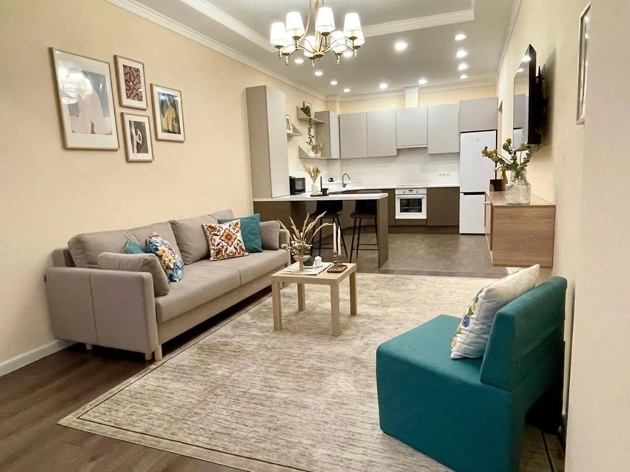 Жк Комфорт, Центр, Рядом Трц Mega По Розыбакиева Apartment Almaty 0*,  Kazakhstan