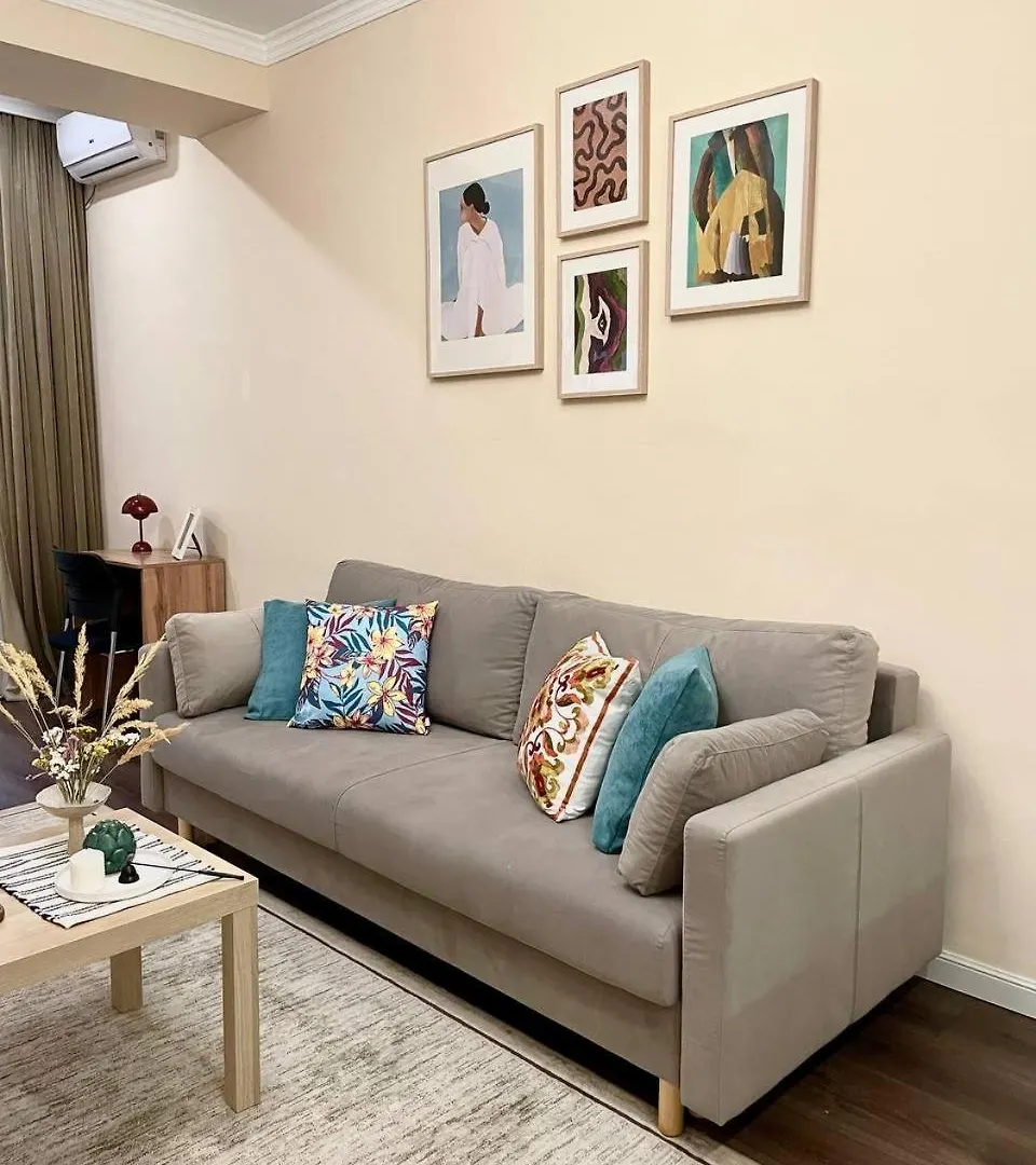 Жк Комфорт, Центр, Рядом Трц Mega По Розыбакиева Apartment Almaty