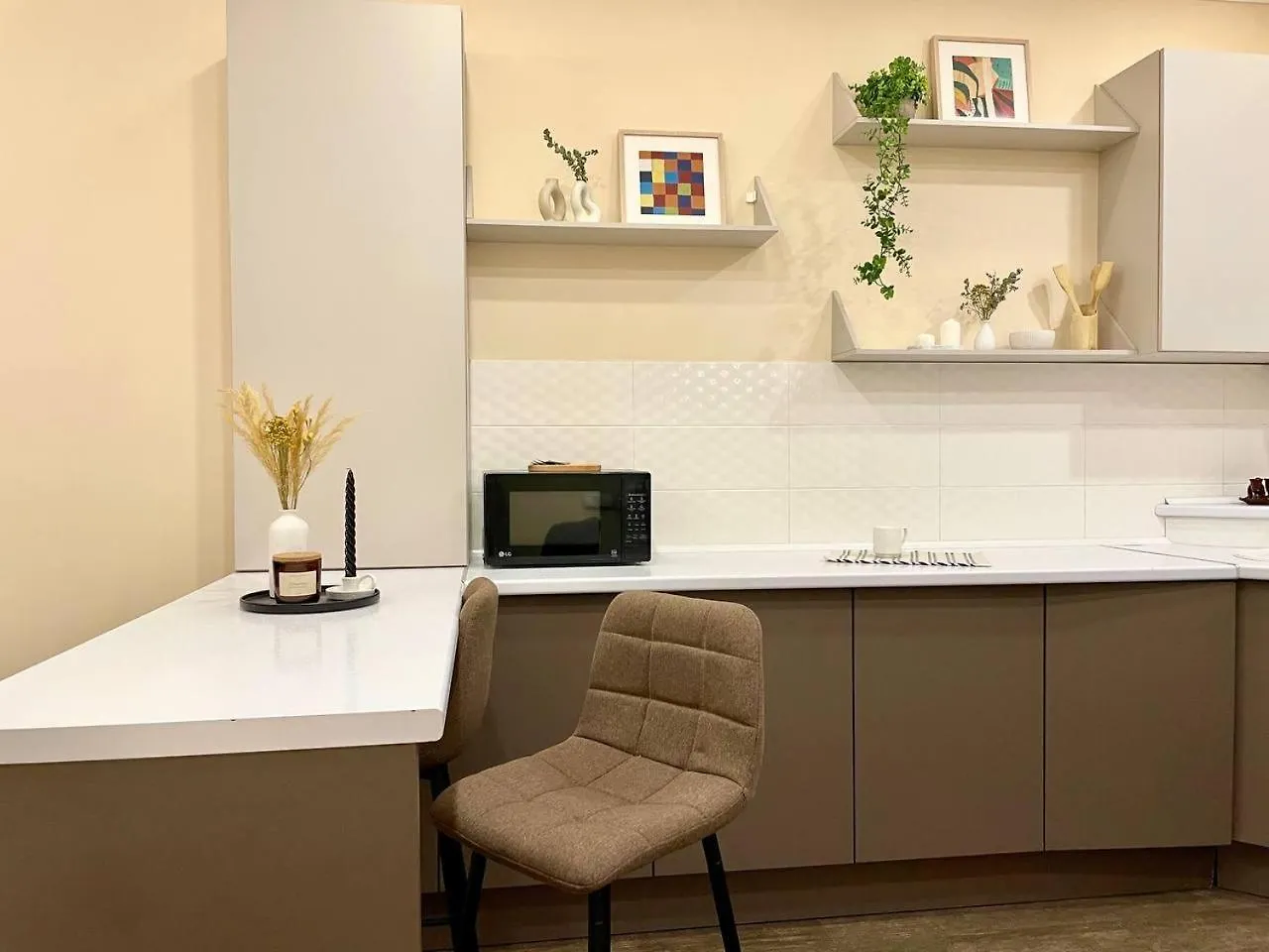 Жк Комфорт, Центр, Рядом Трц Mega По Розыбакиева Apartment Almaty